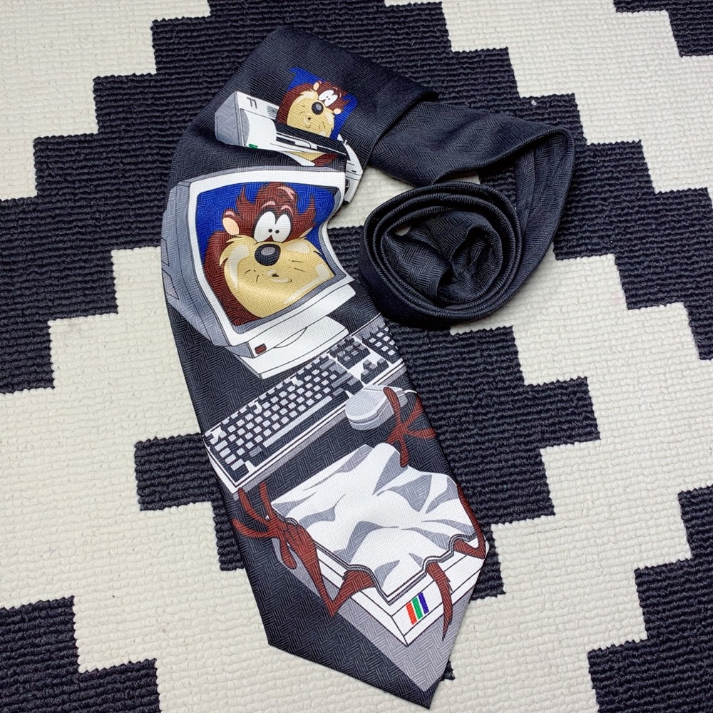 VINTAGE 90's, LOONEY TOONS, Taz tie!!